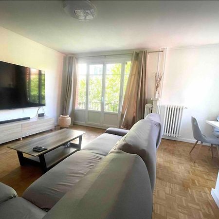 Modern 2 Bedroom Apartment Near Paris Metro, Giant Flat Screen Tv 85 Inches, Balcony, Free Parking Ivry-sur-Seine Ngoại thất bức ảnh
